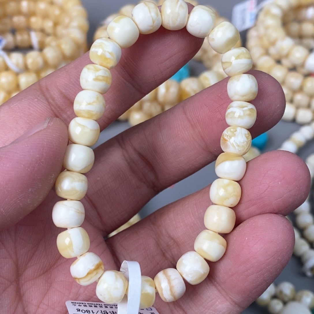 蜜蜡珠宝奇石未镶嵌8mm7.4g