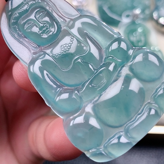 【闪购商品】翡翠颈饰未镶嵌天然翡翠