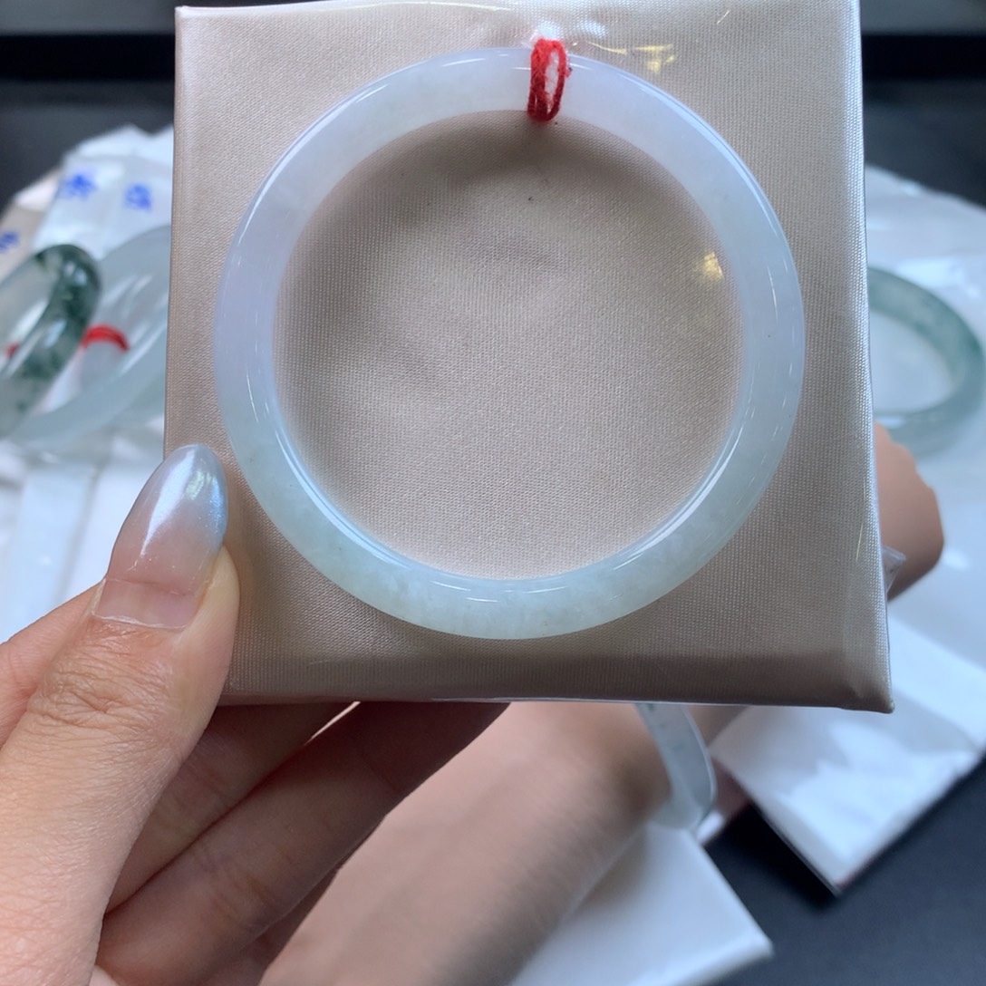 翡翠未镶嵌手镯54圈口