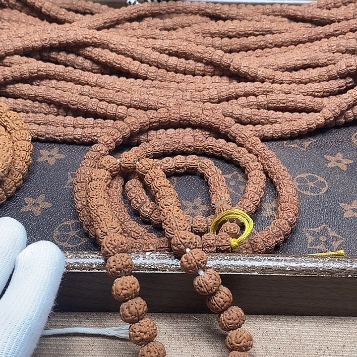 吃***猫吊坠金刚菩提老树王手持