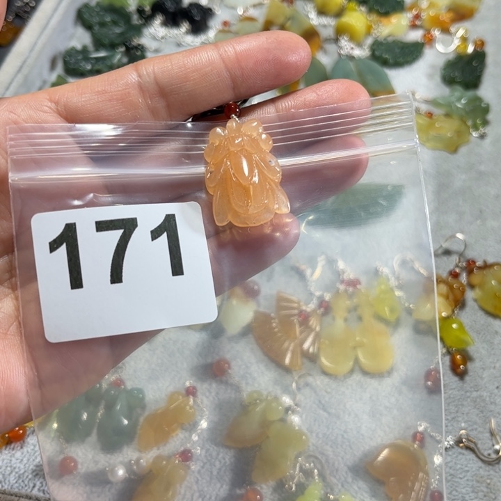 蛇纹石玉耳饰未镶嵌焱**熹