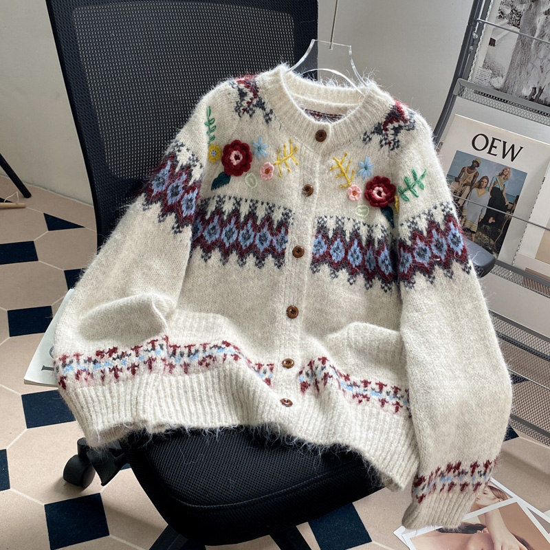 MISU/糜素复古立体花朵毛衣外套秋冬季新款减龄学院风针织开衫