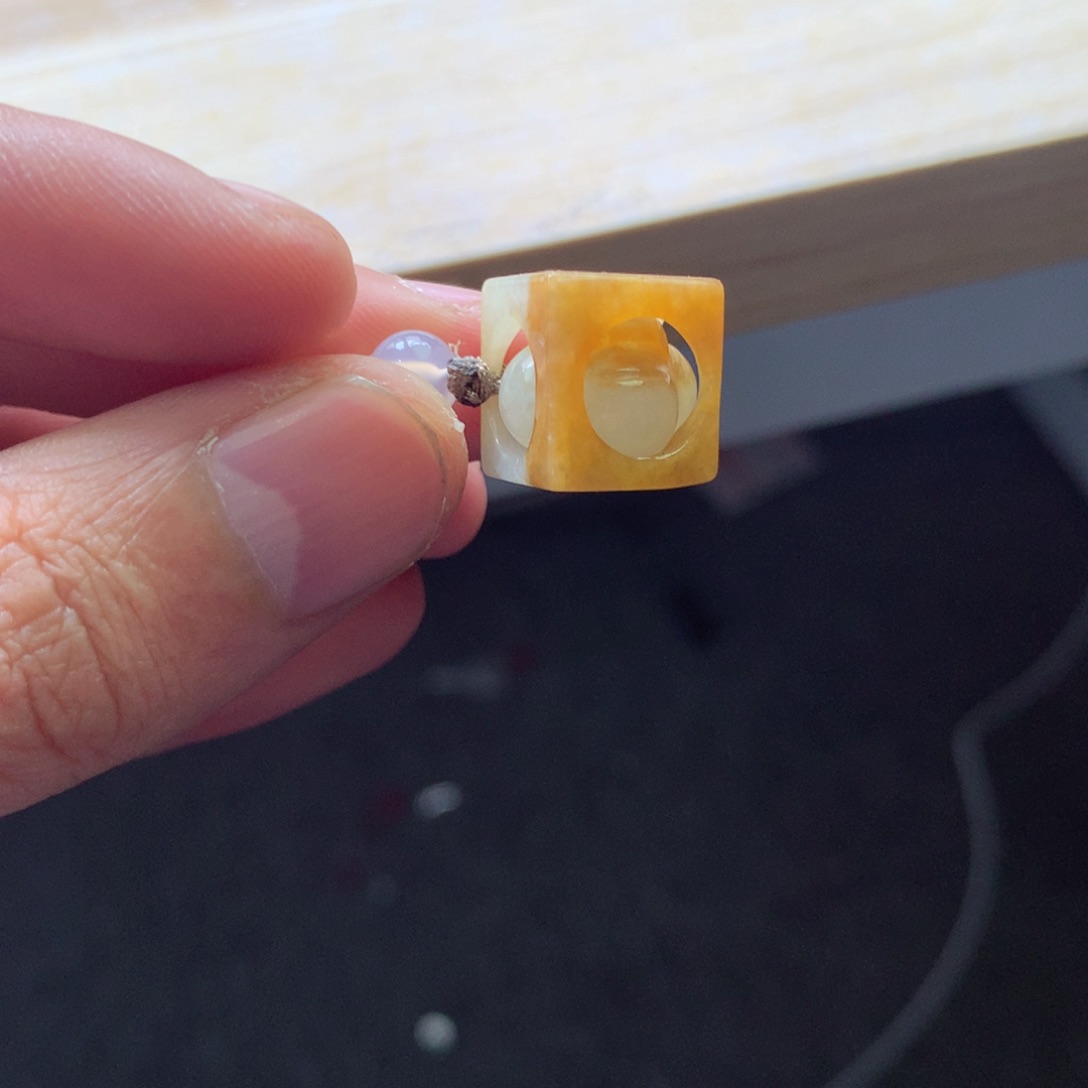 翡翠颈饰未镶嵌吊坠