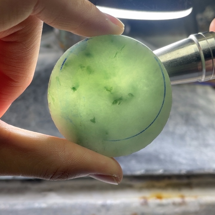 翡翠裸石虎虎珠宝手镯定制