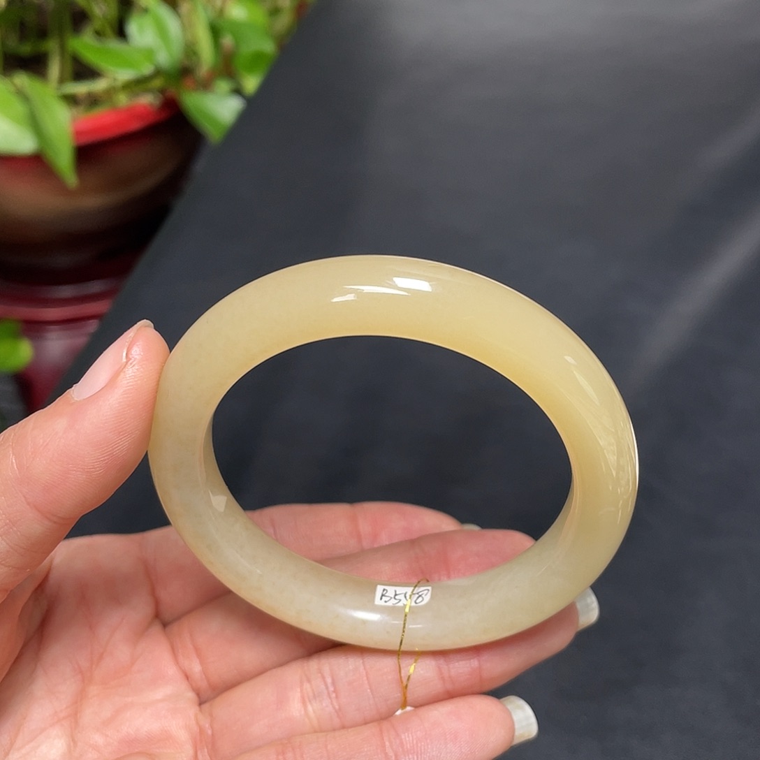 和田玉未镶嵌手镯-甜甜的蜜糖