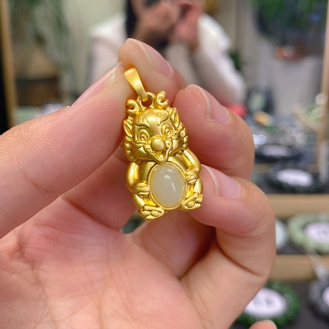 未镶嵌手串和田玉