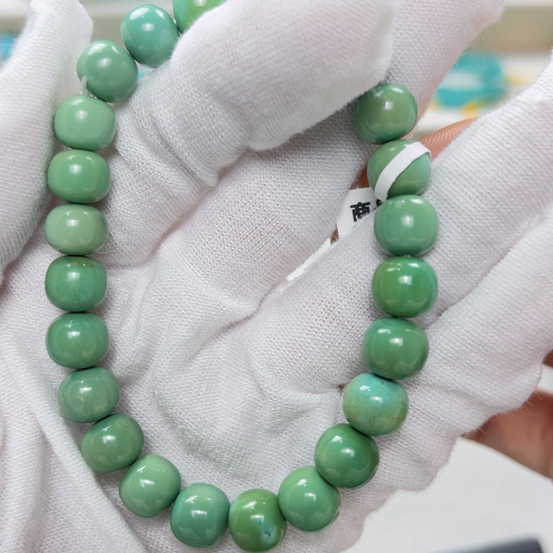 绿松石绿松石未镶嵌