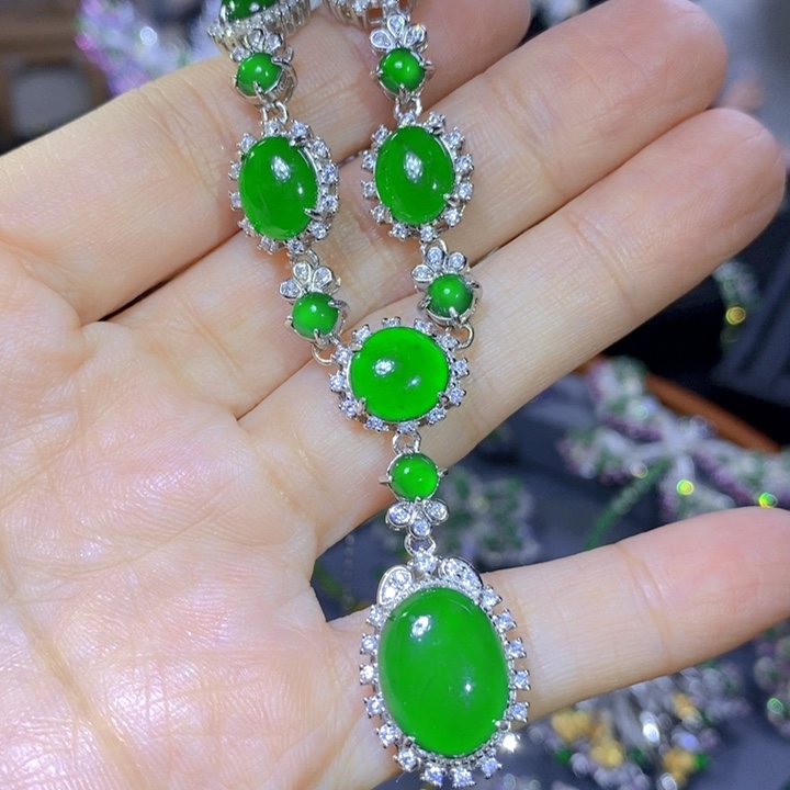 翡翠戒指银S925镶嵌天然翡翠