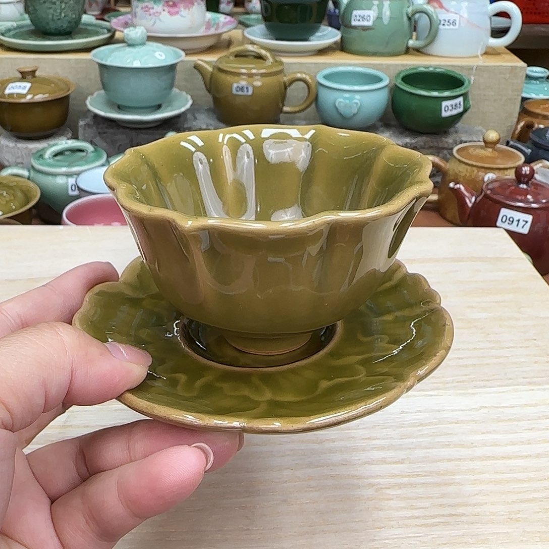 龙泉敬悦青瓷品茗杯微瑕