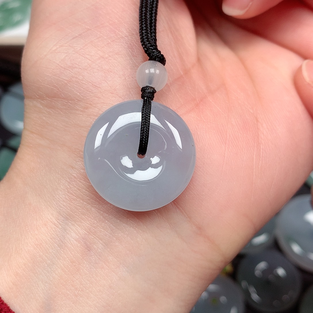 翡翠颈饰未镶嵌平安扣A