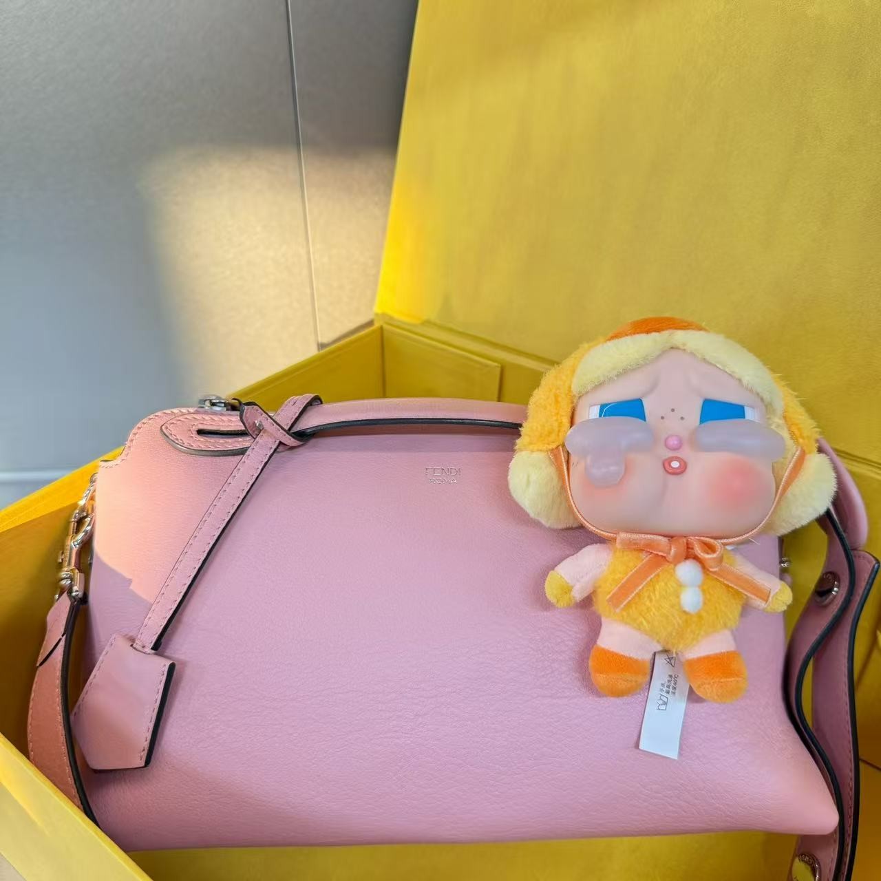 99新 FENDI/芬迪 唐唐专属/单肩包/B077小号