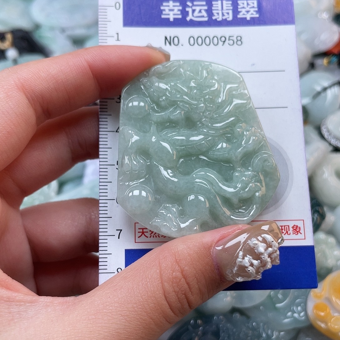 翡翠未镶嵌颈饰958