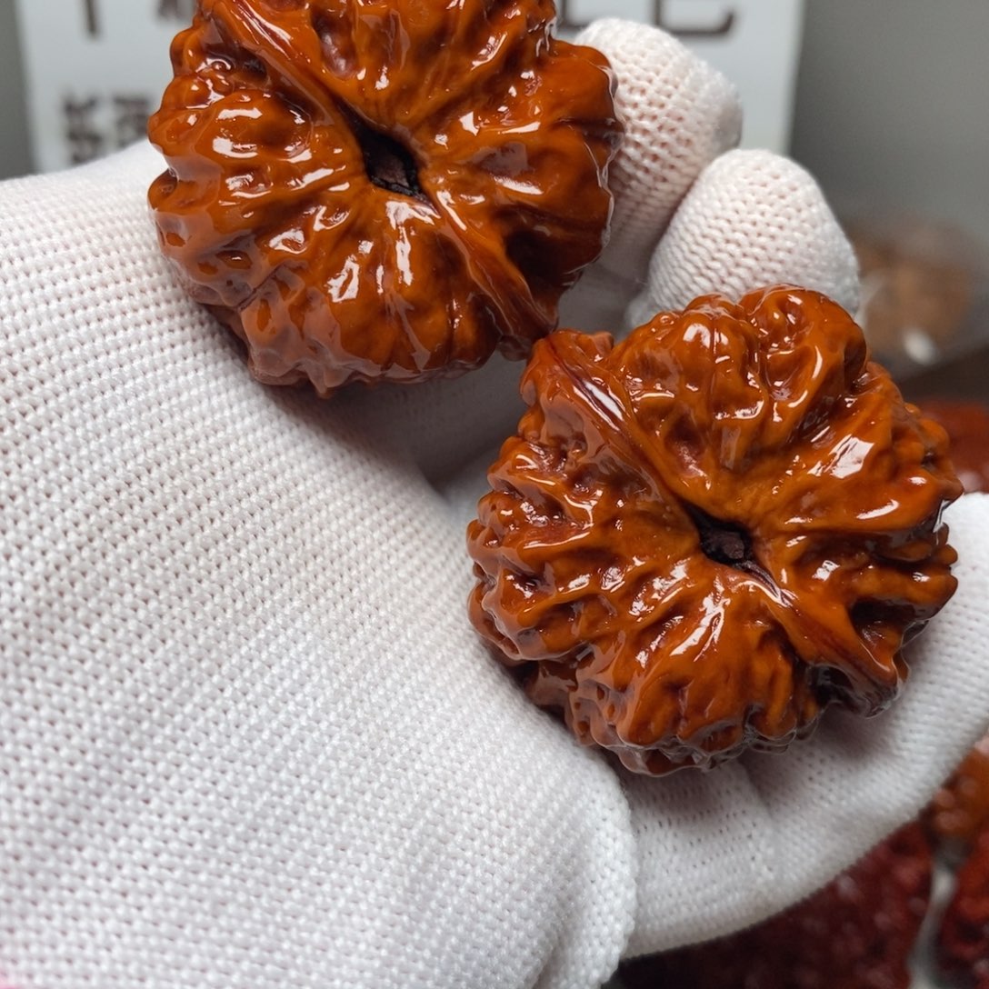 文玩核桃把件L****5蛤蟆