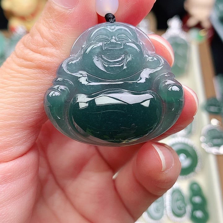 颈饰未镶嵌翡翠吊坠