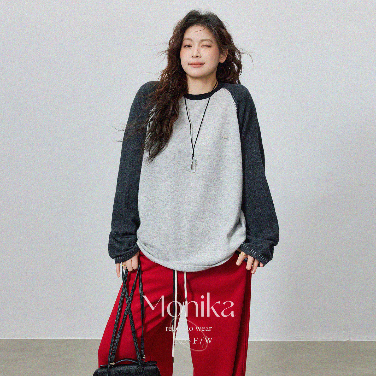 大码女装长袖撞色拼接休闲宽松套头冬季圆领上衣打底衫内搭15616