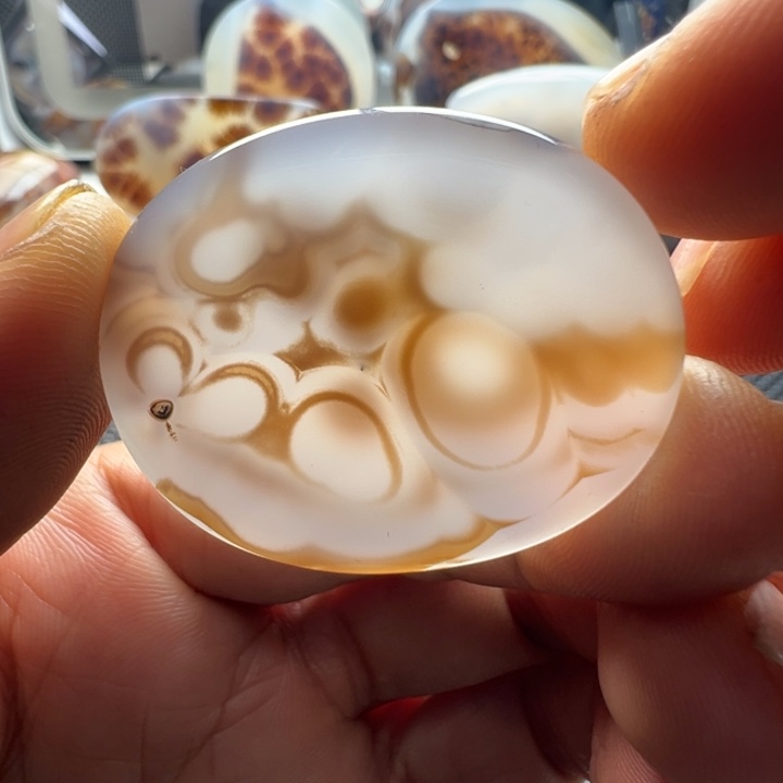 未镶嵌玛瑙/玉髓珠宝奇石