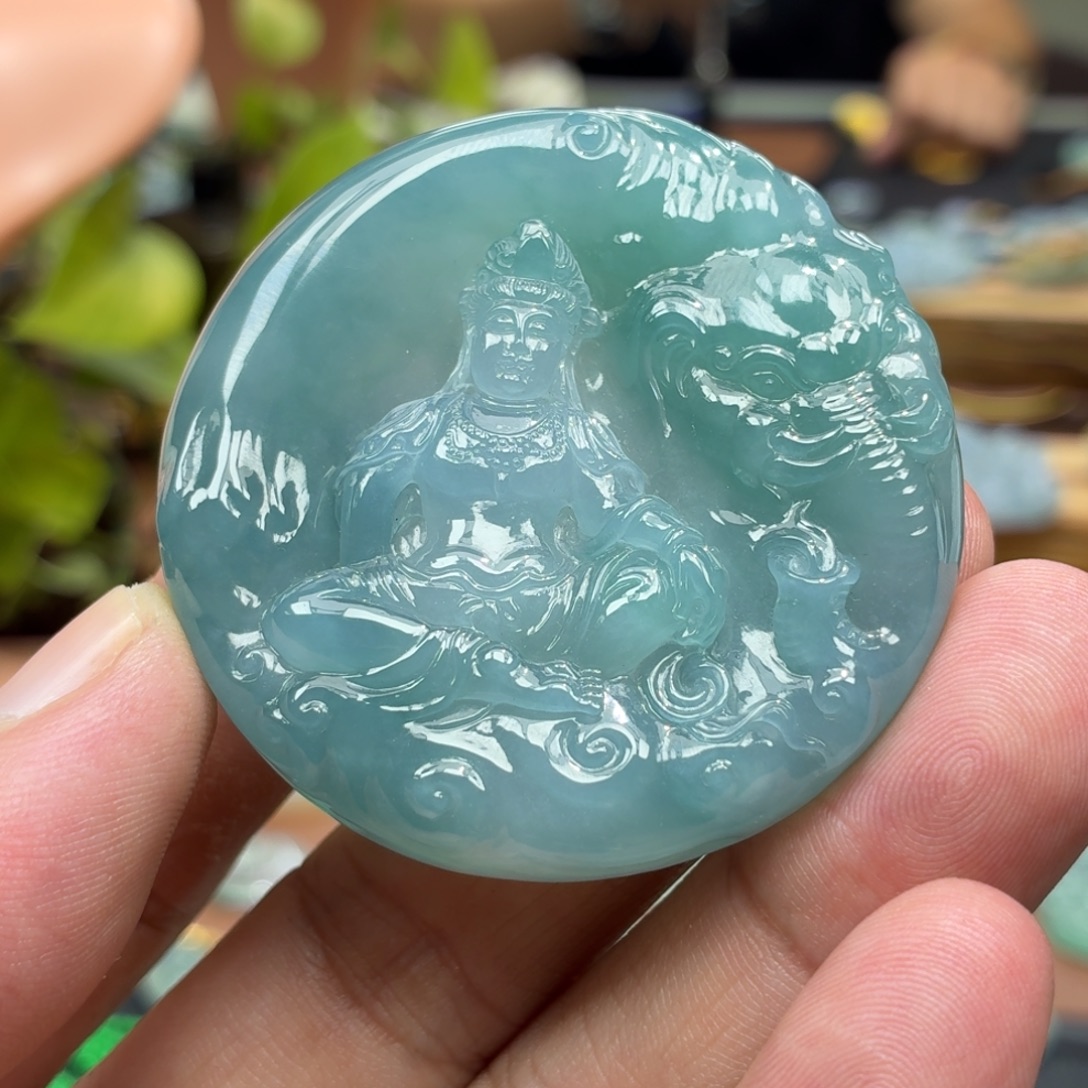 翡翠未镶嵌颈饰普贤