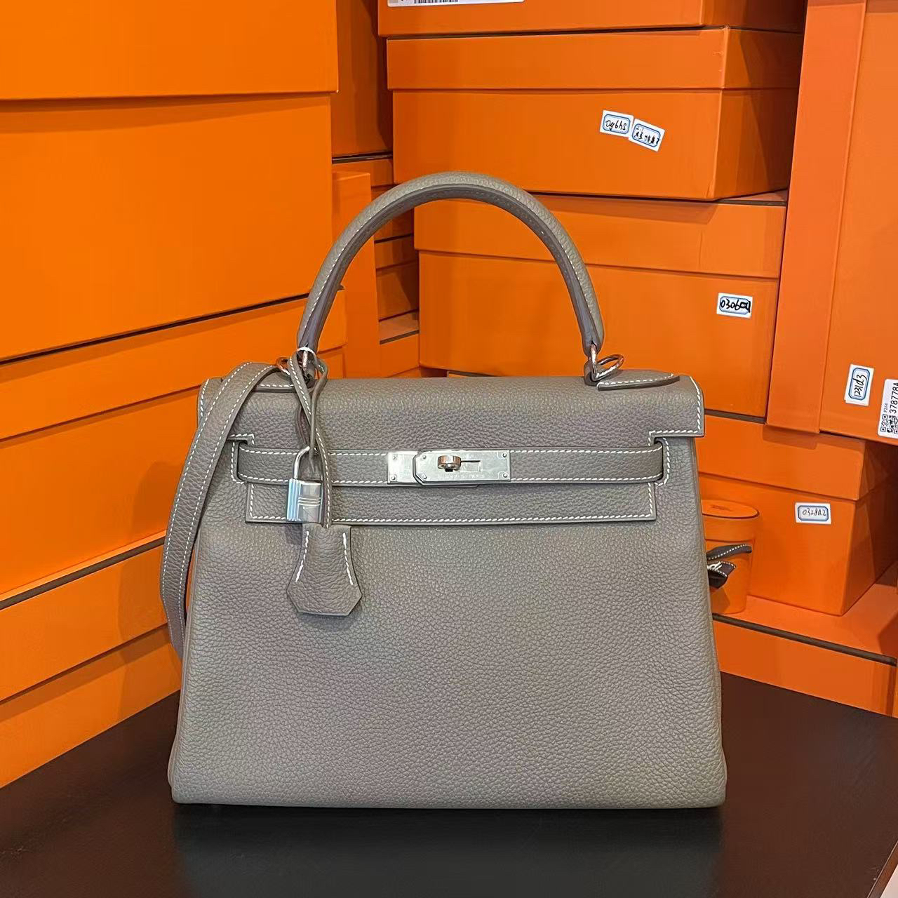 99新 Hermes/爱马仕 kelly 28 T togo  大象灰0112m5