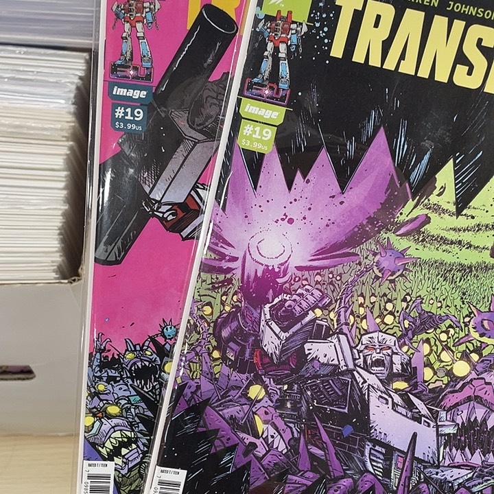 变形金刚19期两个鲨鱼精