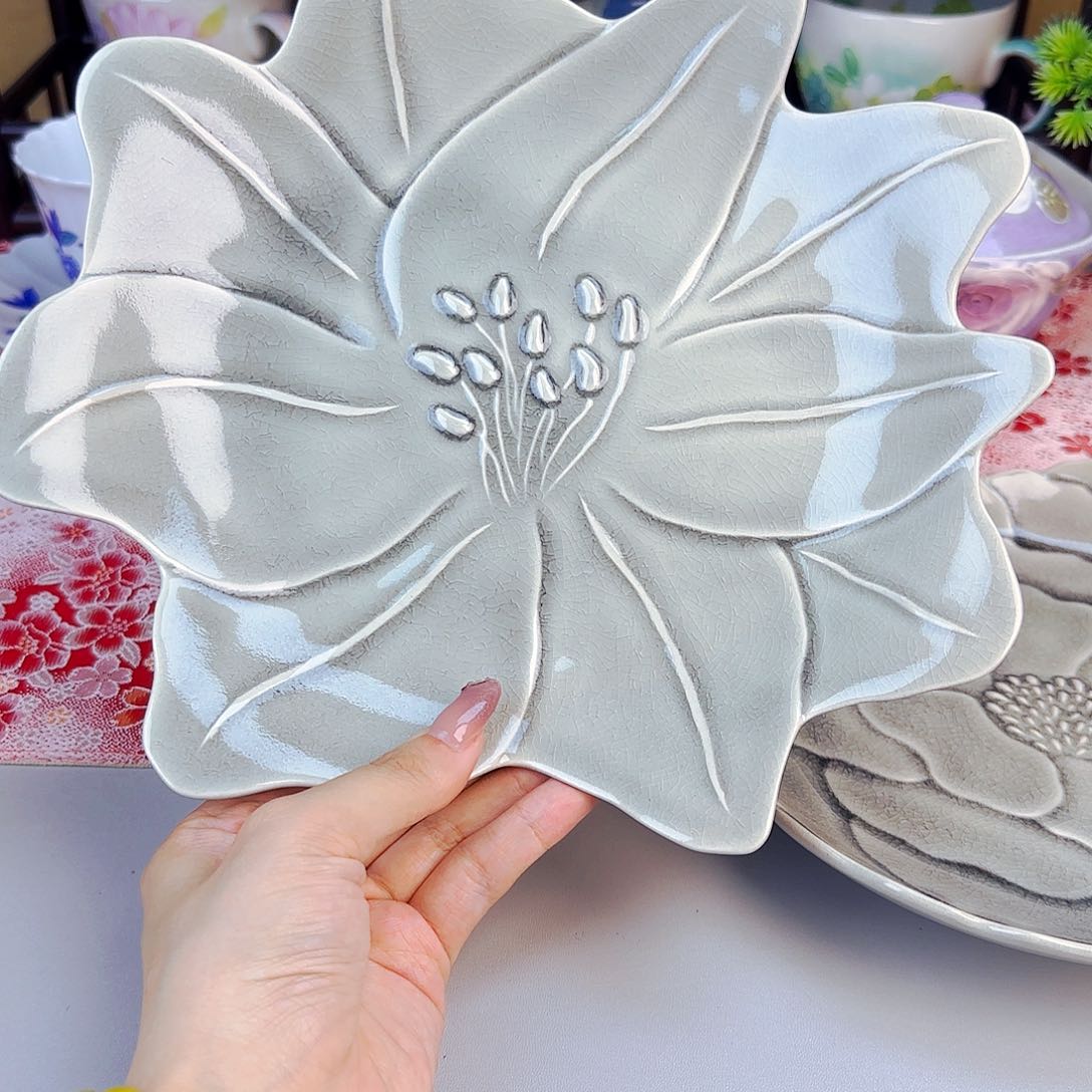 它家陶瓷器美呆了！