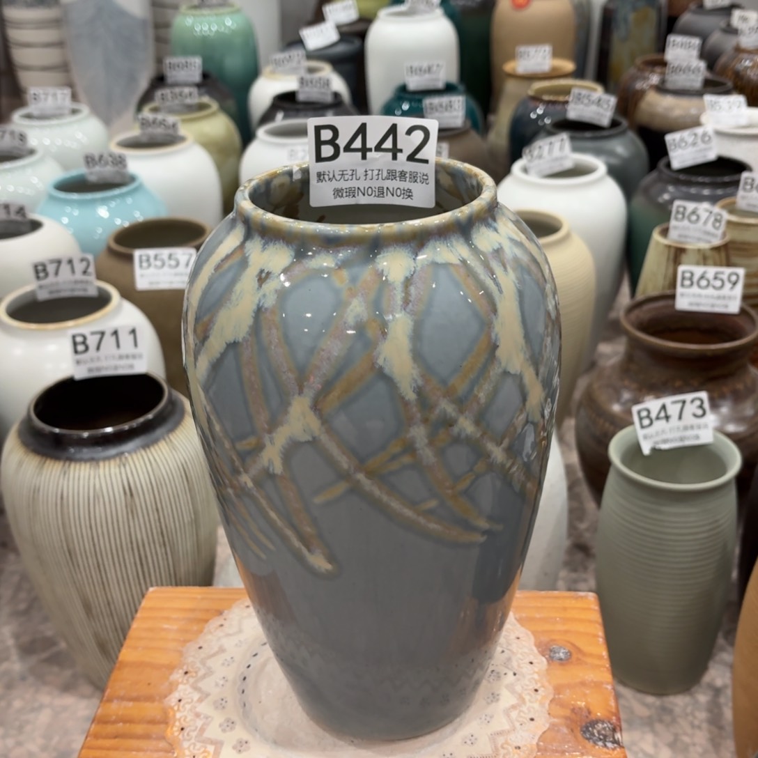 摆件442 景德镇陶瓷花瓶高27口9.5