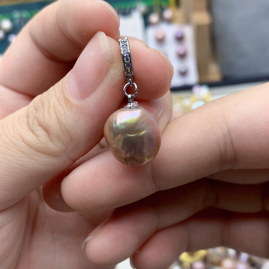 淡水珍珠颈饰合金