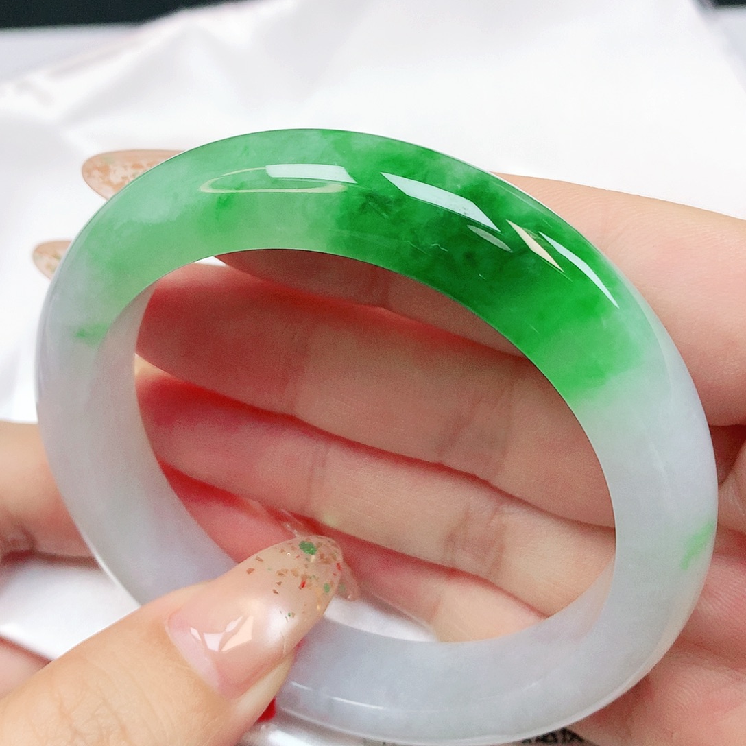 翡翠未镶嵌手镯抖音18