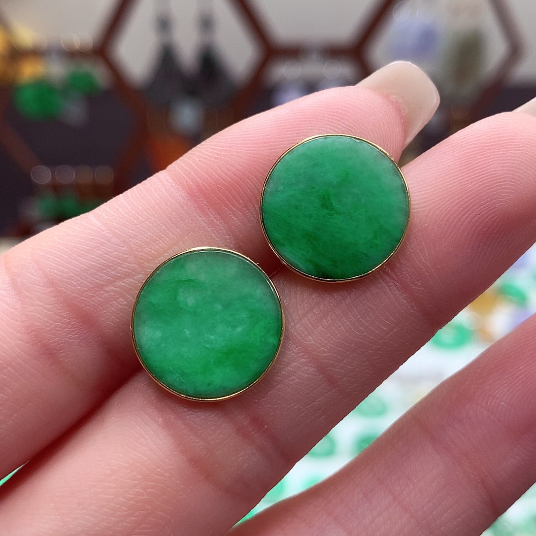 翡翠耳饰18K金镶嵌天然翡翠