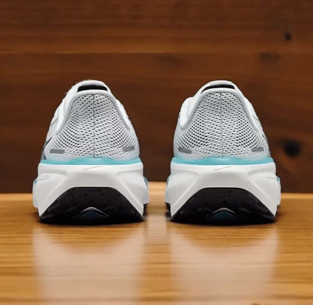 【运费险】飞4情侣精英系带跑步鞋轻便透气夏季减震潮流公路耐磨S