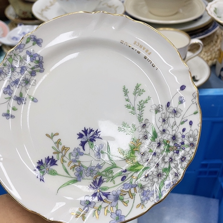 一*雲106 满28包邮，默认微瑕完美慎入