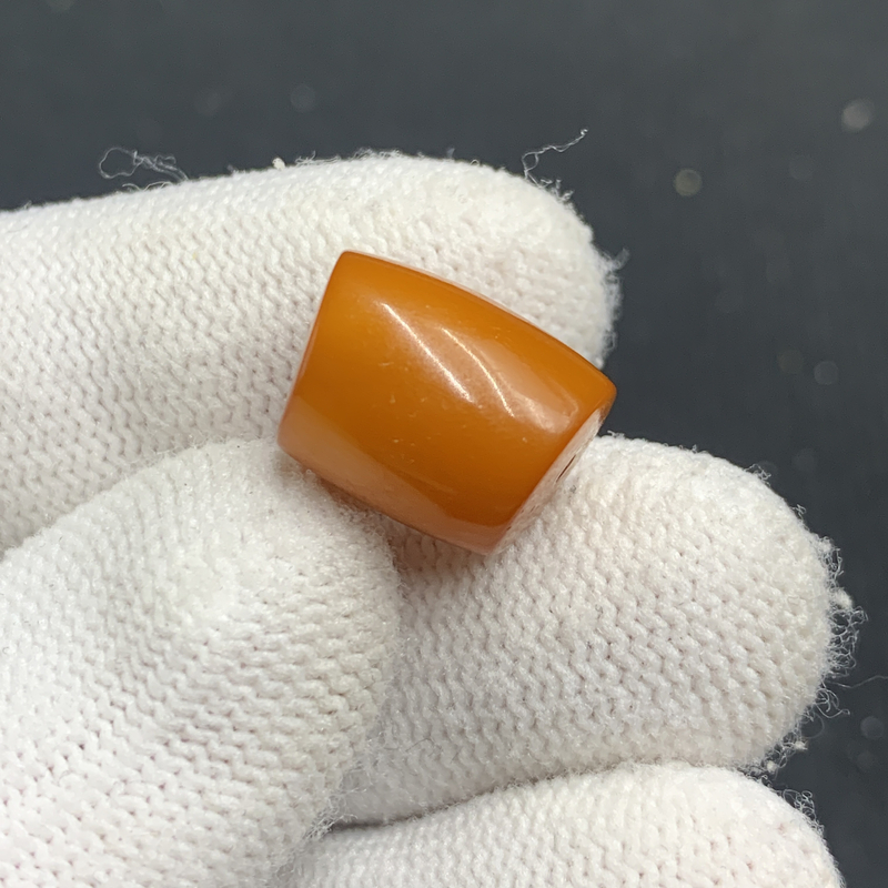 Q1223保真原矿俄料尺寸11.6*15.2mm蜜蜡单颗马蹄斜切顶珠支持复检