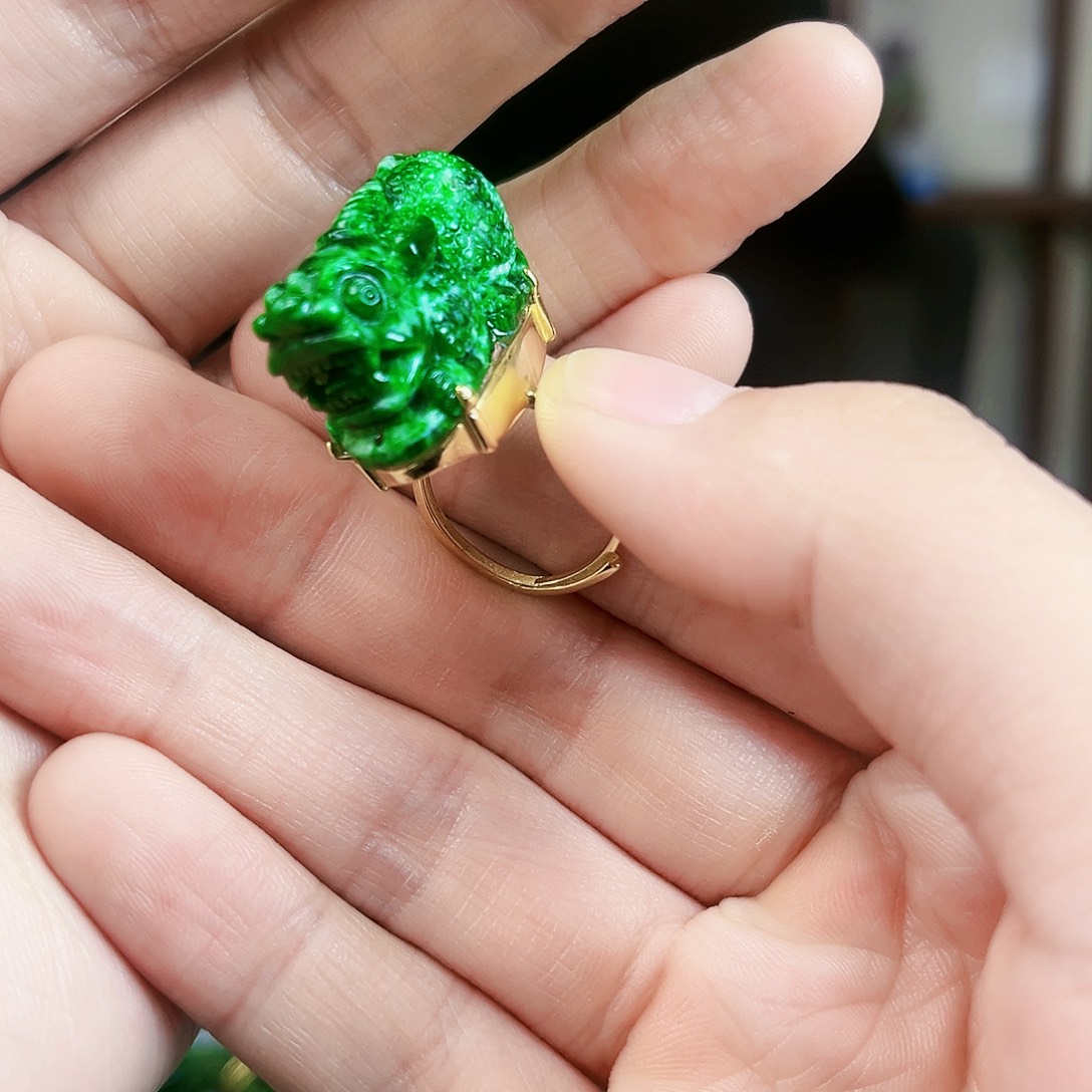 翡翠戒指银S925镶嵌戒指