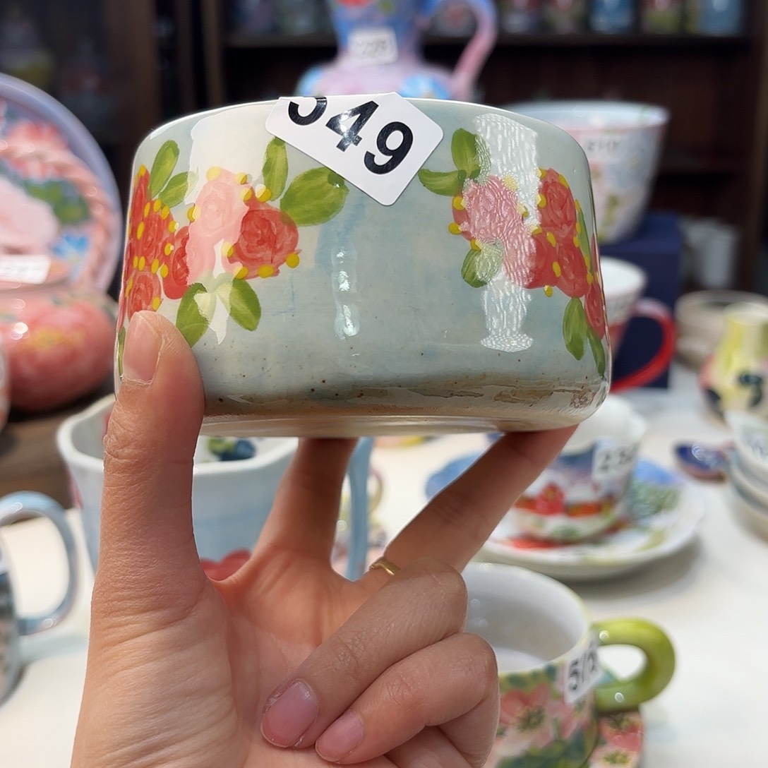 瓷片兔兔好漂亮e mo l l k k lv