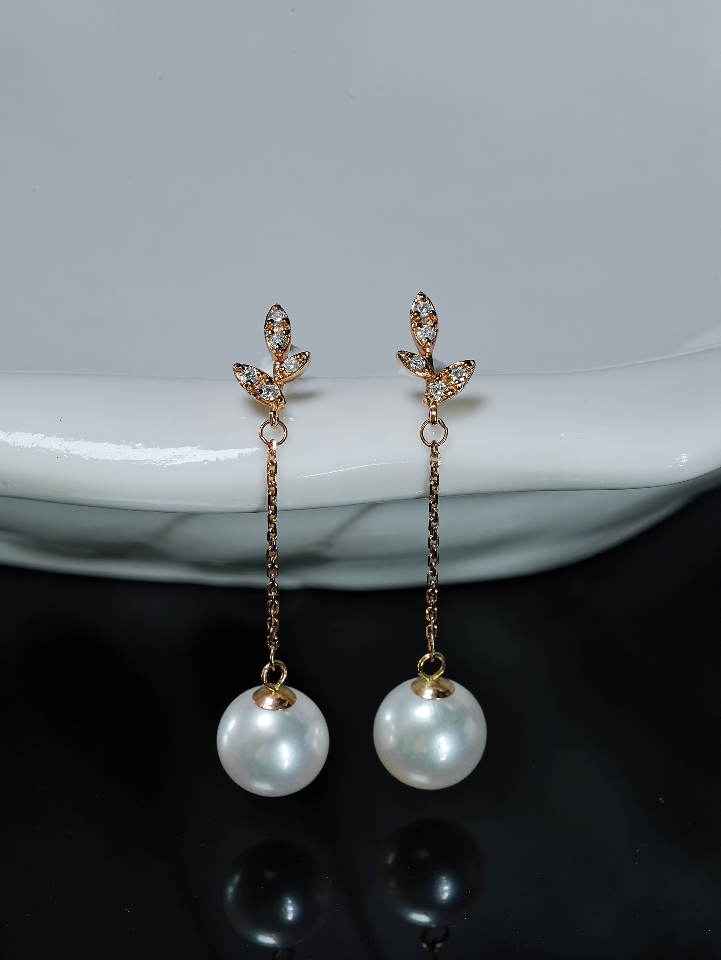 美珍真 18K接近镶嵌钻石 akoya海水珍珠耳饰 简约百搭 时尚日常