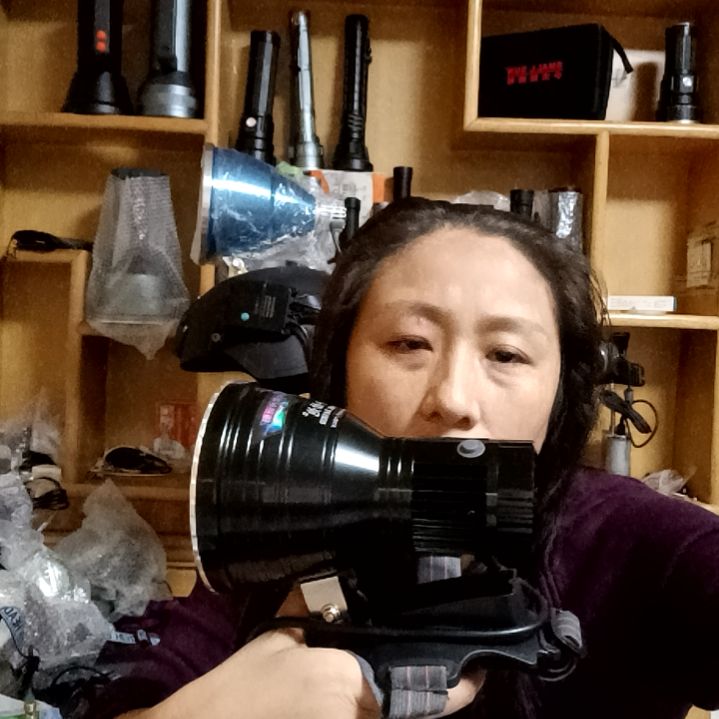 200瓦灯头加四季头盔加双遥控