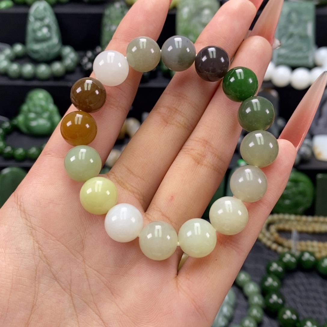 和田玉未镶嵌珠宝奇石