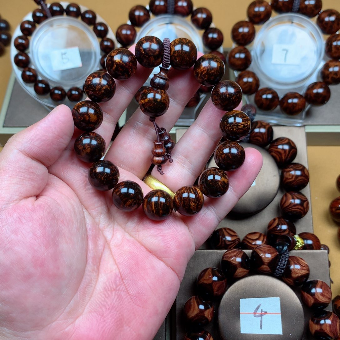 黄花梨/降香黄檀？1.5瘤疤