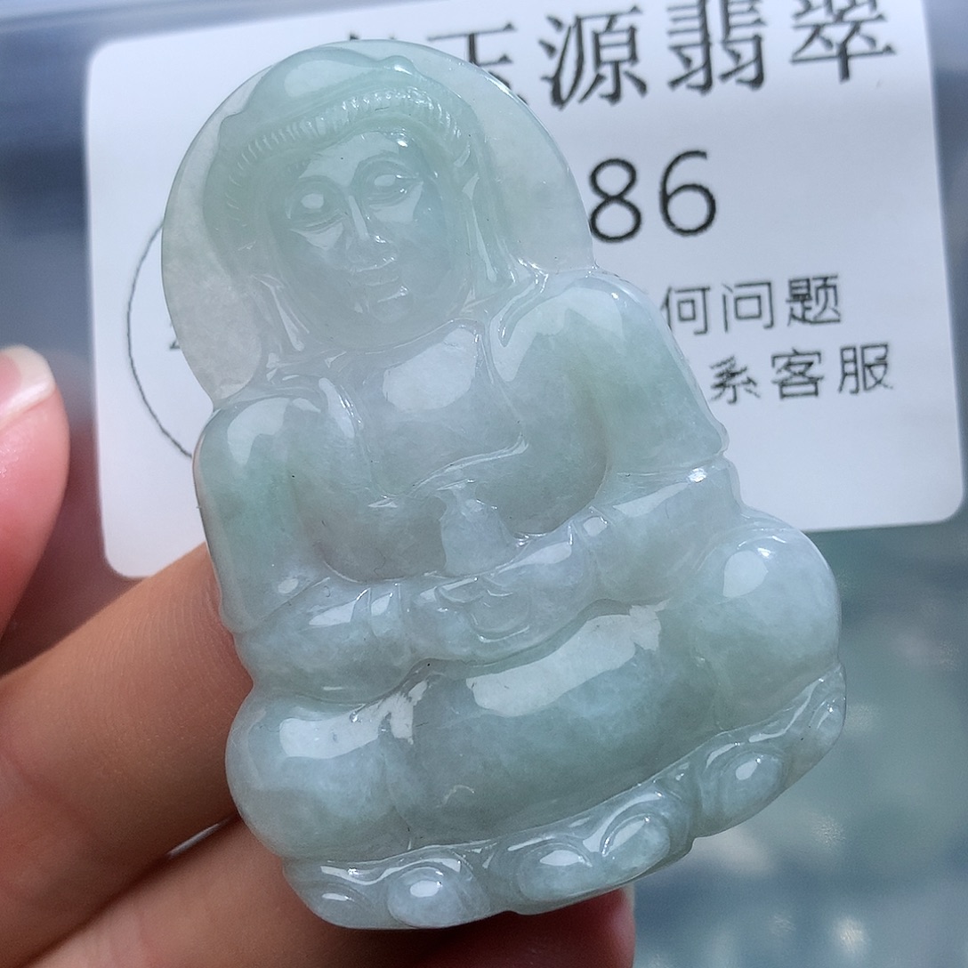 翡翠未镶嵌颈饰86