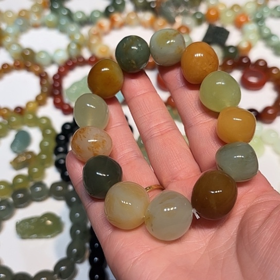 蛇纹石玉未镶嵌手串