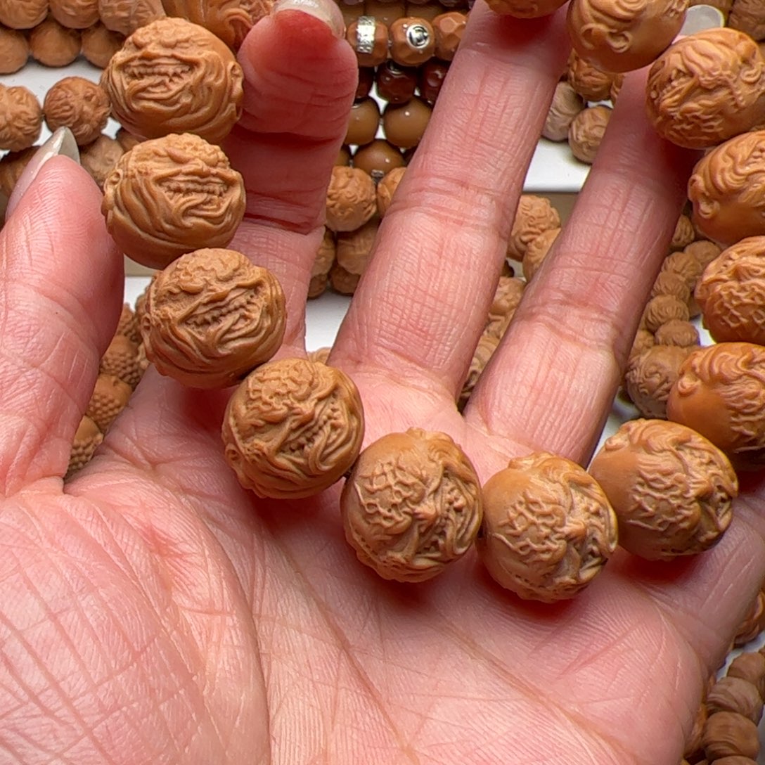 猴头核桃吊坠福利大毒液恶僧16