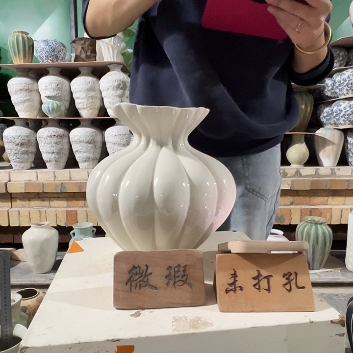 景德镇陶瓷花瓶工厂微瑕