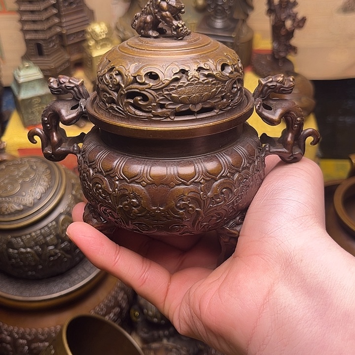 精美铜器点击下单