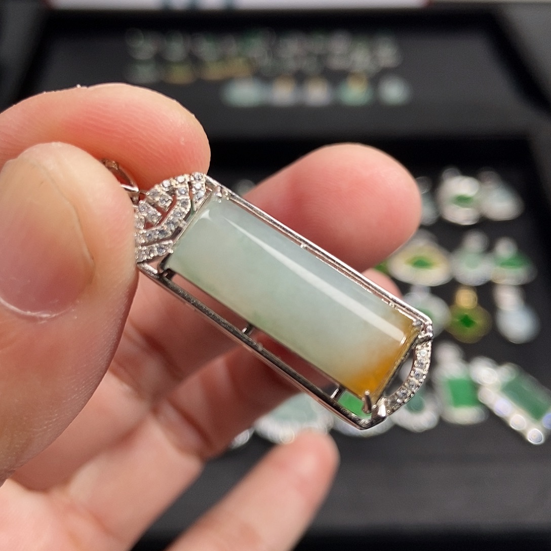 翡翠银S925镀金镶嵌吊坠(不含链)