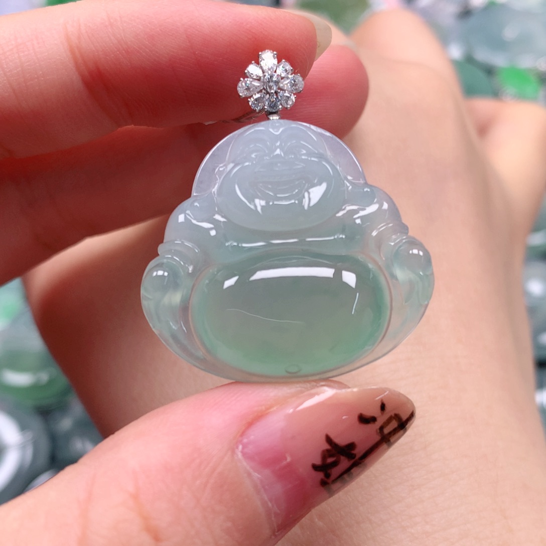 颈饰18K金镶嵌翡翠天然翡翠