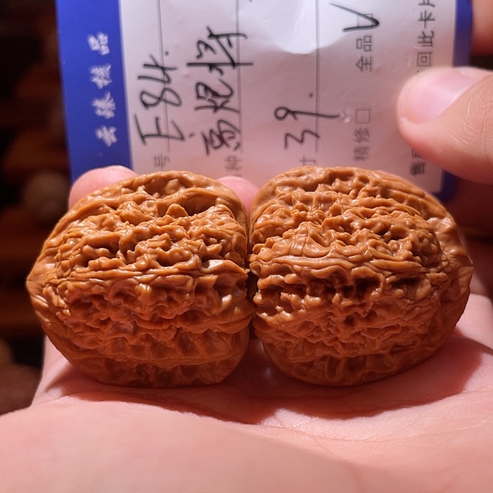 文玩核桃吊坠文玩