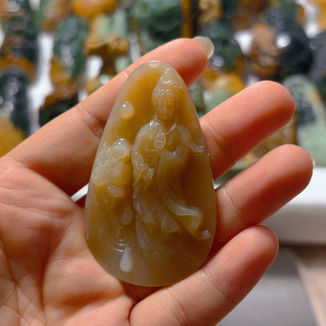 岫岩老玉（透闪石质玉）挂件未镶嵌