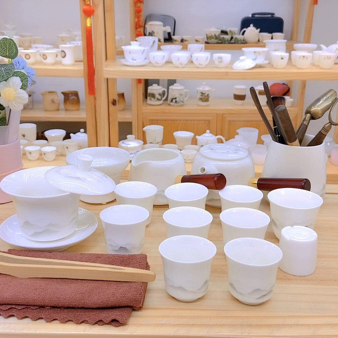 羊脂玉瓷茶具套装