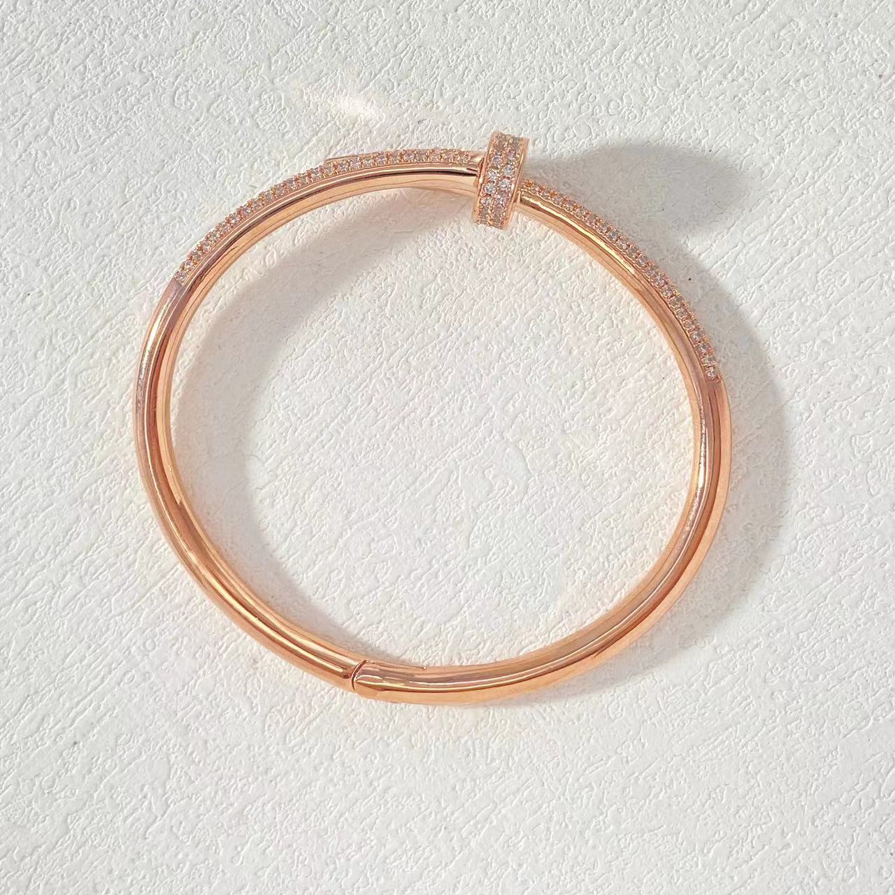 铜合金手镯 木木（YS314）预售 57毫米*47毫米 满镶钉子手镯