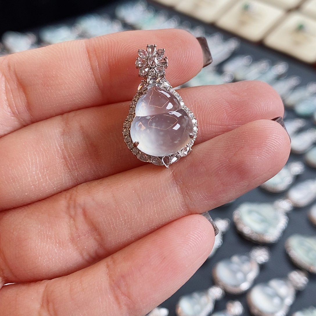 翡翠颈饰未镶嵌天然缅甸a货翡翠