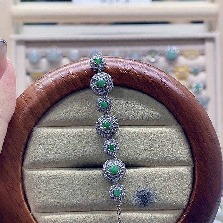 翡翠未镶嵌颈饰天然翡翠